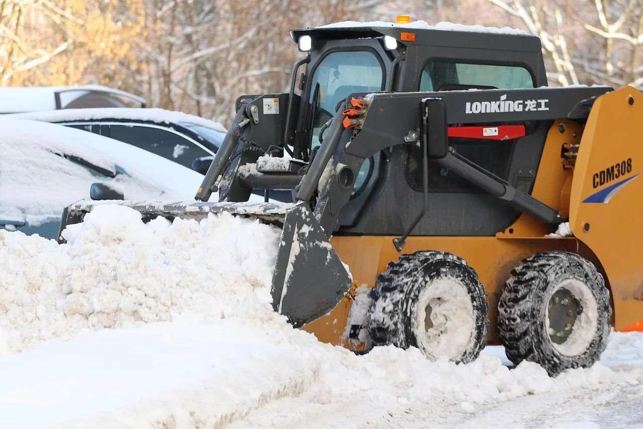 Contact tractor snow removal snow 7202296